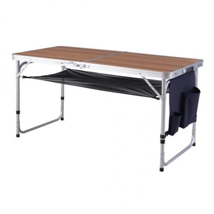 ピンポンテーブルになるアウトドアテーブル