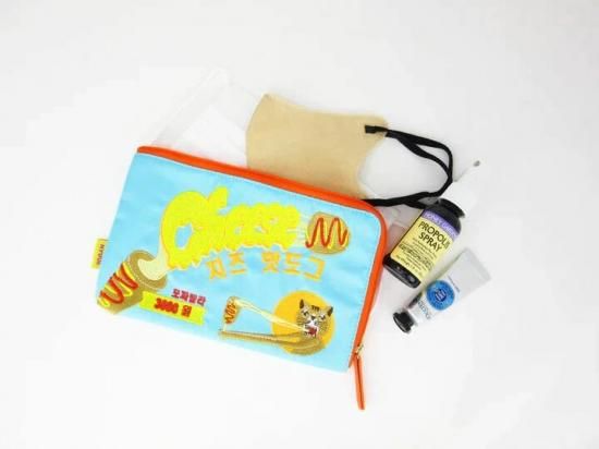 韓国　ハットグフラットポーチ