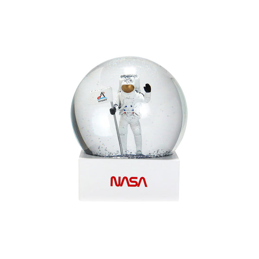 NASA Snow Globe｜小さなドームに、月面のロマンを