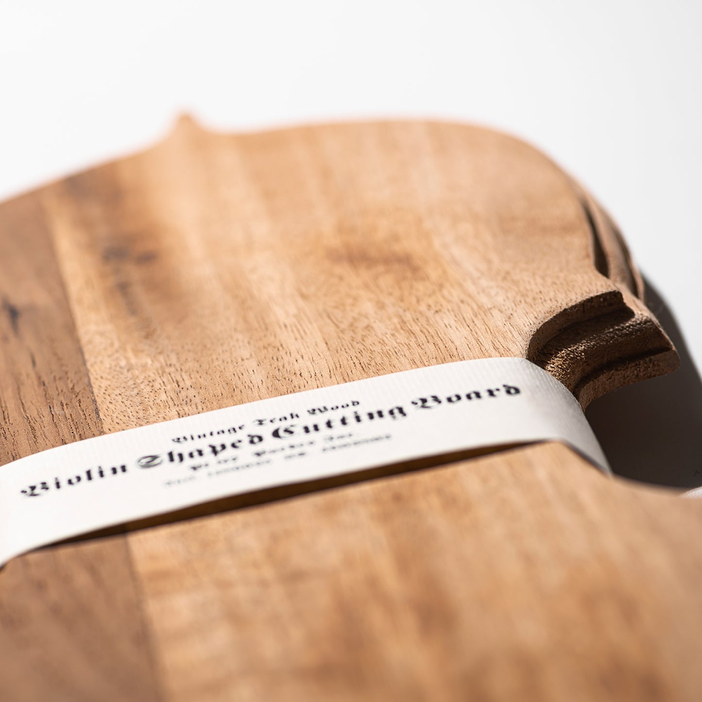 VIOLIN SHAPED CUTTING BOARD｜古材チークのバイオリン型カッティングボード