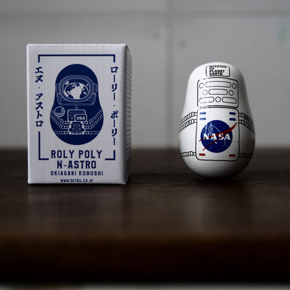 Roly Poly “N-Astro”｜何度でも起き上がる、小さな宇宙飛行士